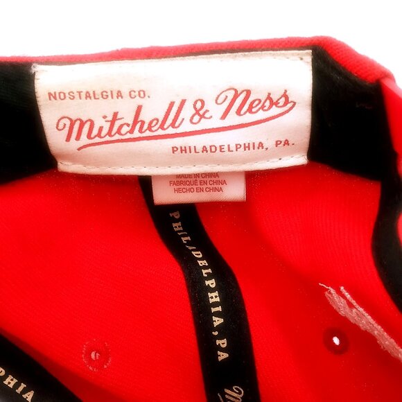 Mitchell & Ness Men's Basketball Hat Chicago Bulls Logo Snapback Fitted Red Cap - Picture 7 of 13